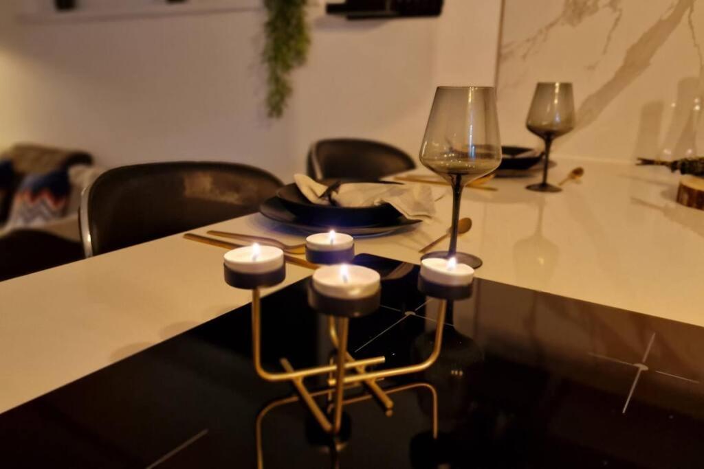 Suite Prestige Logement Neuf Avec Spa Et Ecran De Cinema En Rez De Jardin Colmar Exteriör bild