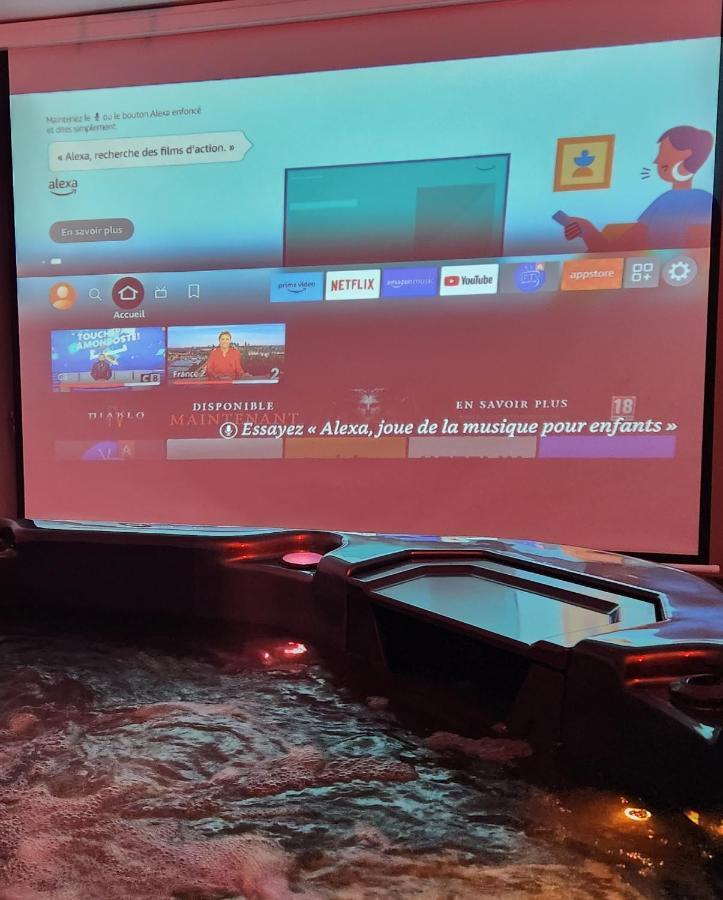 Suite Prestige Logement Neuf Avec Spa Et Ecran De Cinema En Rez De Jardin Colmar Exteriör bild
